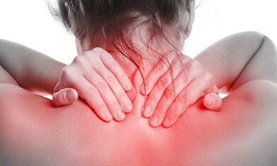Jak se projevuje osteochondroza krční páteře