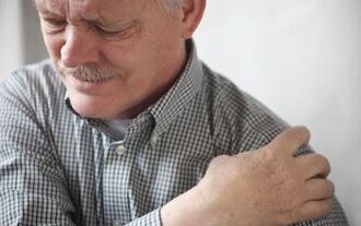Cervikobrachialgie, při které bolí a znecitliví ruce